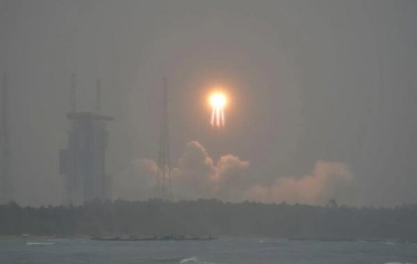 چین محموله مرموزی را به ماه فرستاد